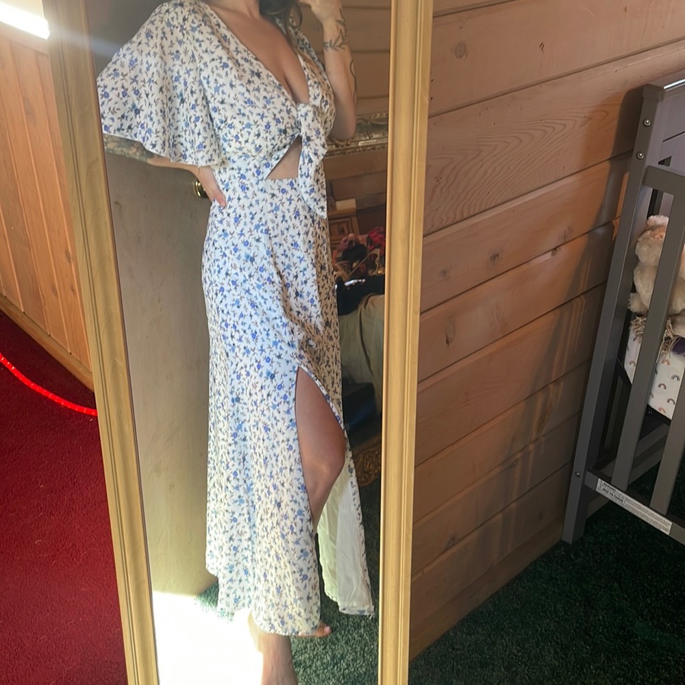 Showpo Floral Print Dress - Picture 2 of 3